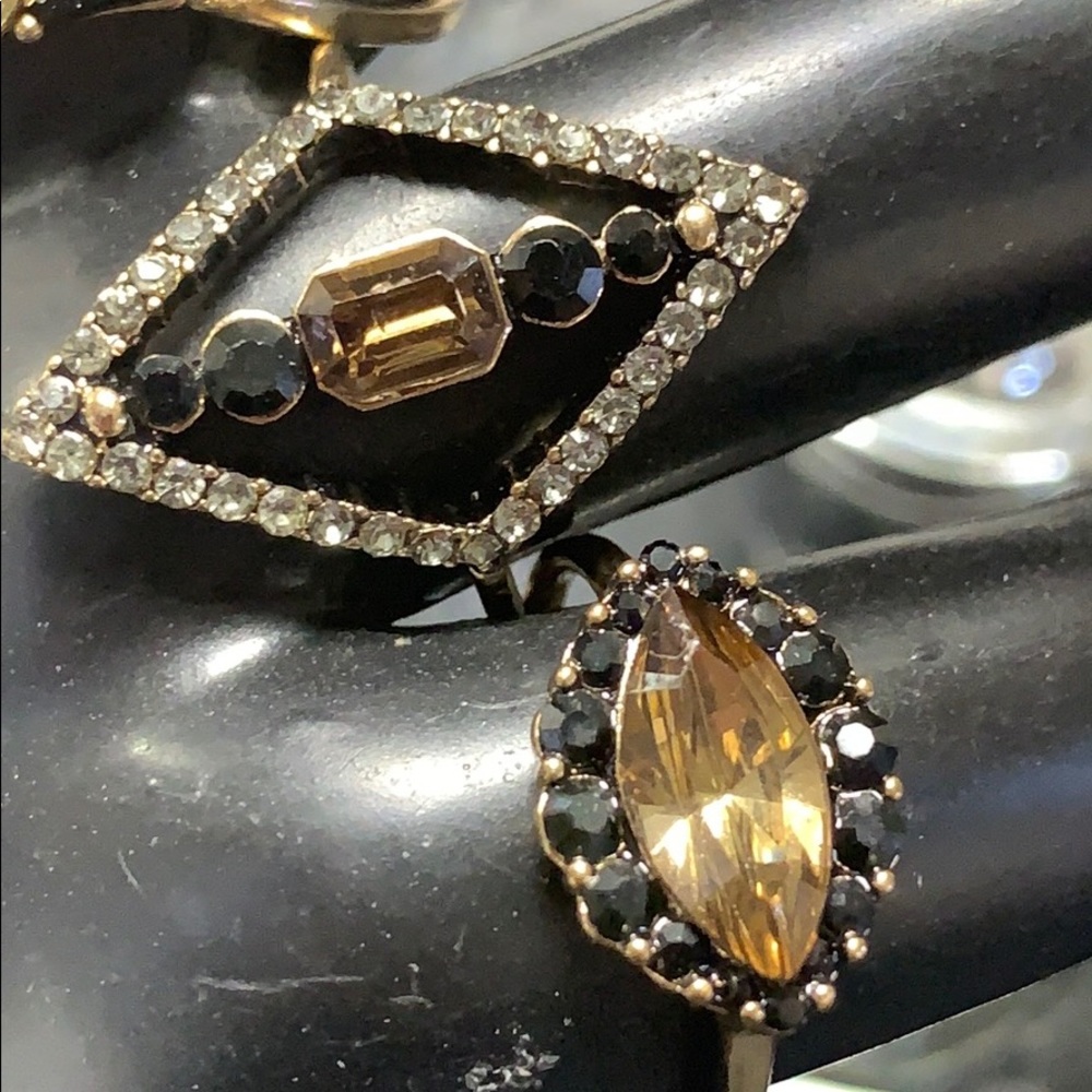 Gorgeous ring set - Picture 3 of 8